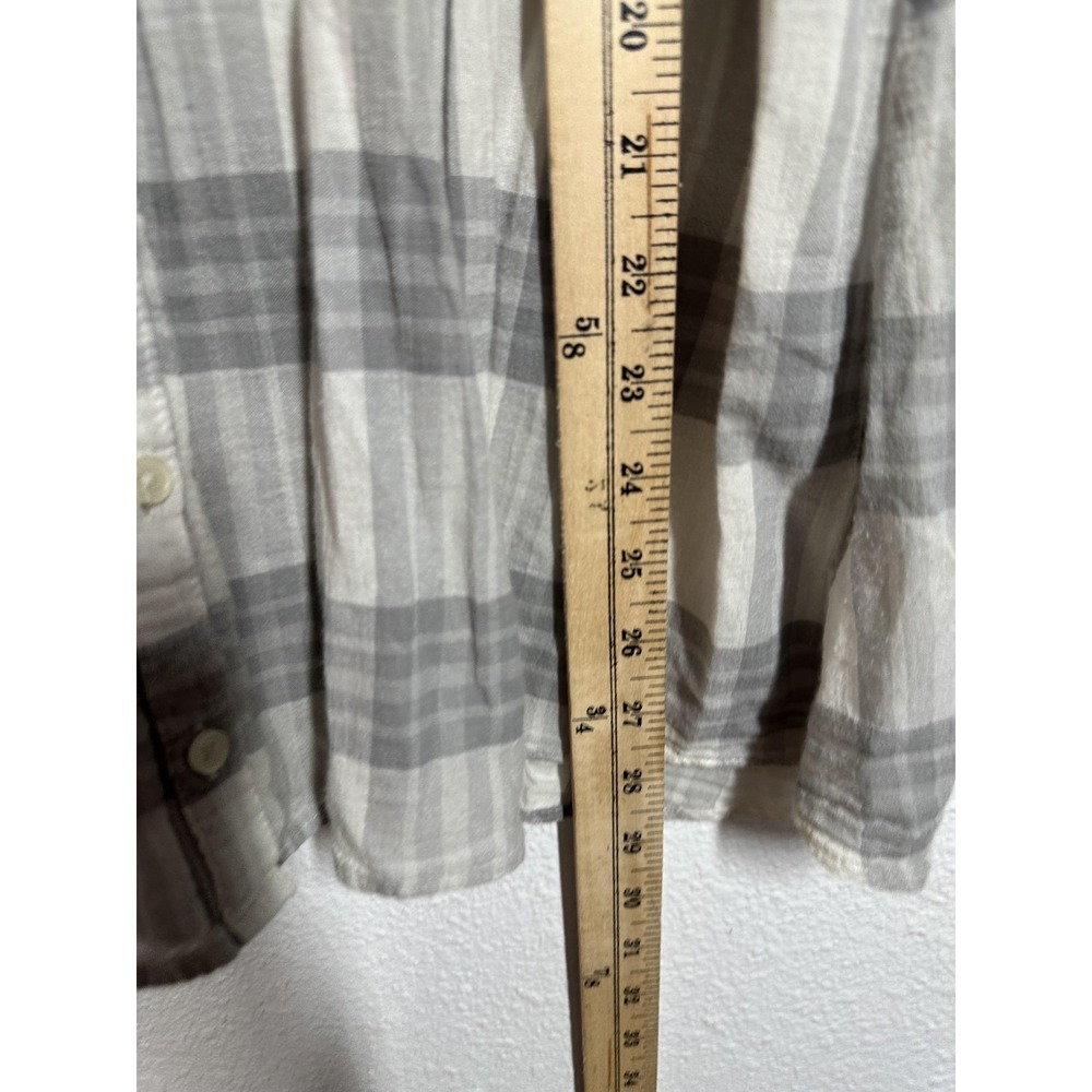 Love Fire Shirt Womens Large Gray White Plaid Button Down Peplum Tunic Blouse - Picture 5 of 6